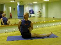 poses/gmaricyasana3.jpg